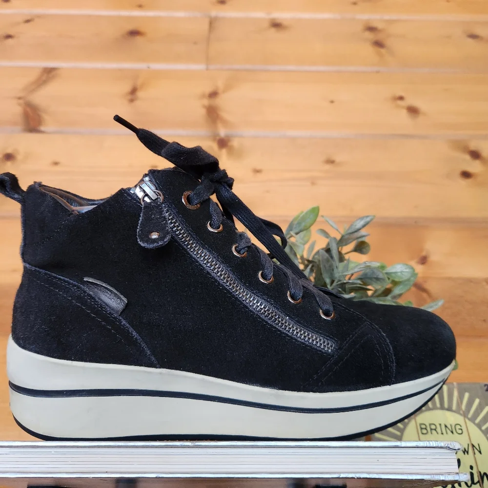 Carmela Love Leather Ankle Boot Black Platform Wedge Suede Sneaker Trainer Sz 40